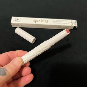 KVD Epic Kiss lipstick in Shedefined new in box unused